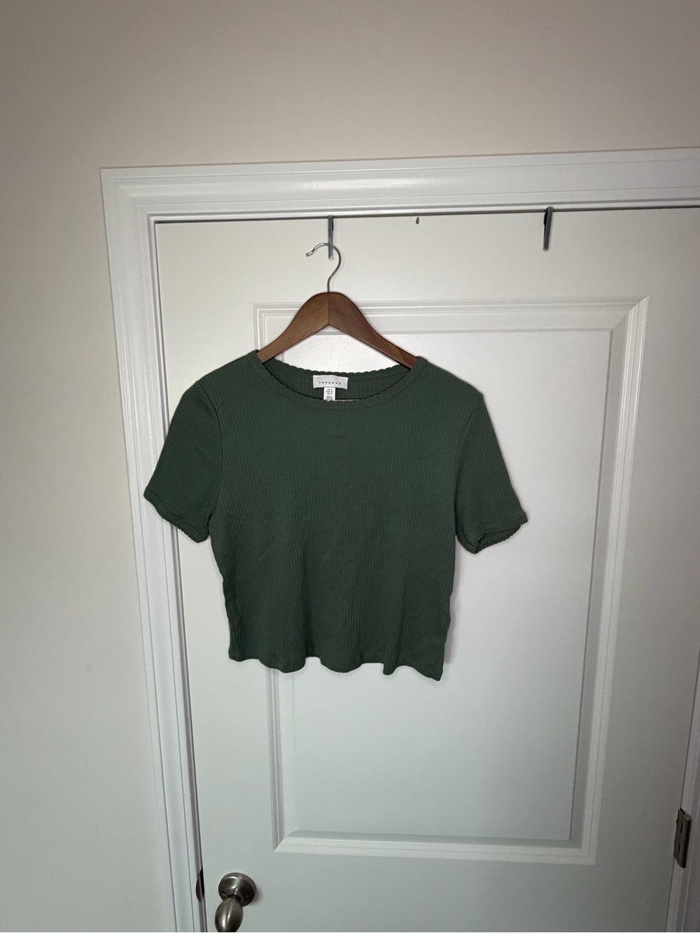 Topshop Olive Ribbed Short-Sleeve Crop Top